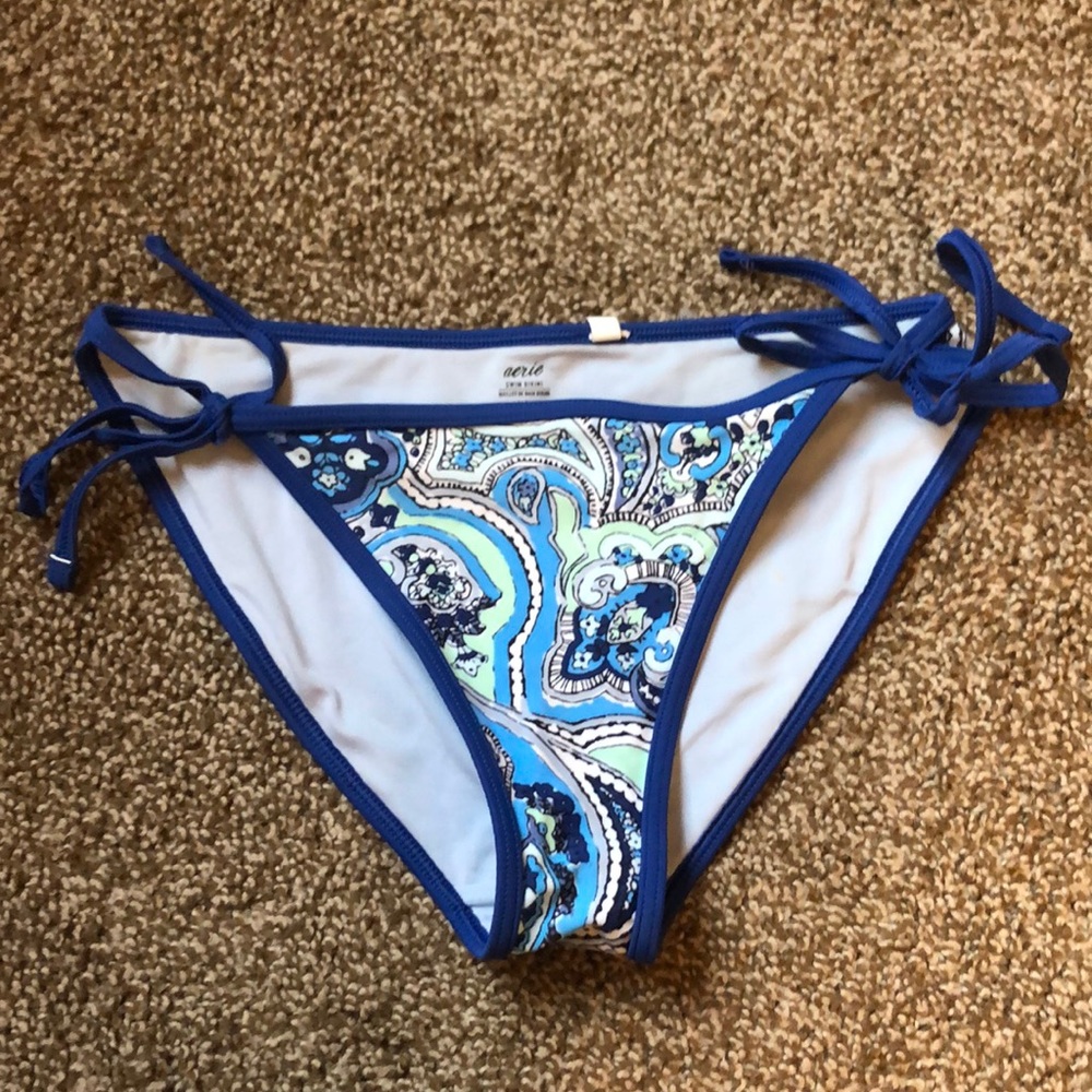 Aerie Small Bikini bottoms